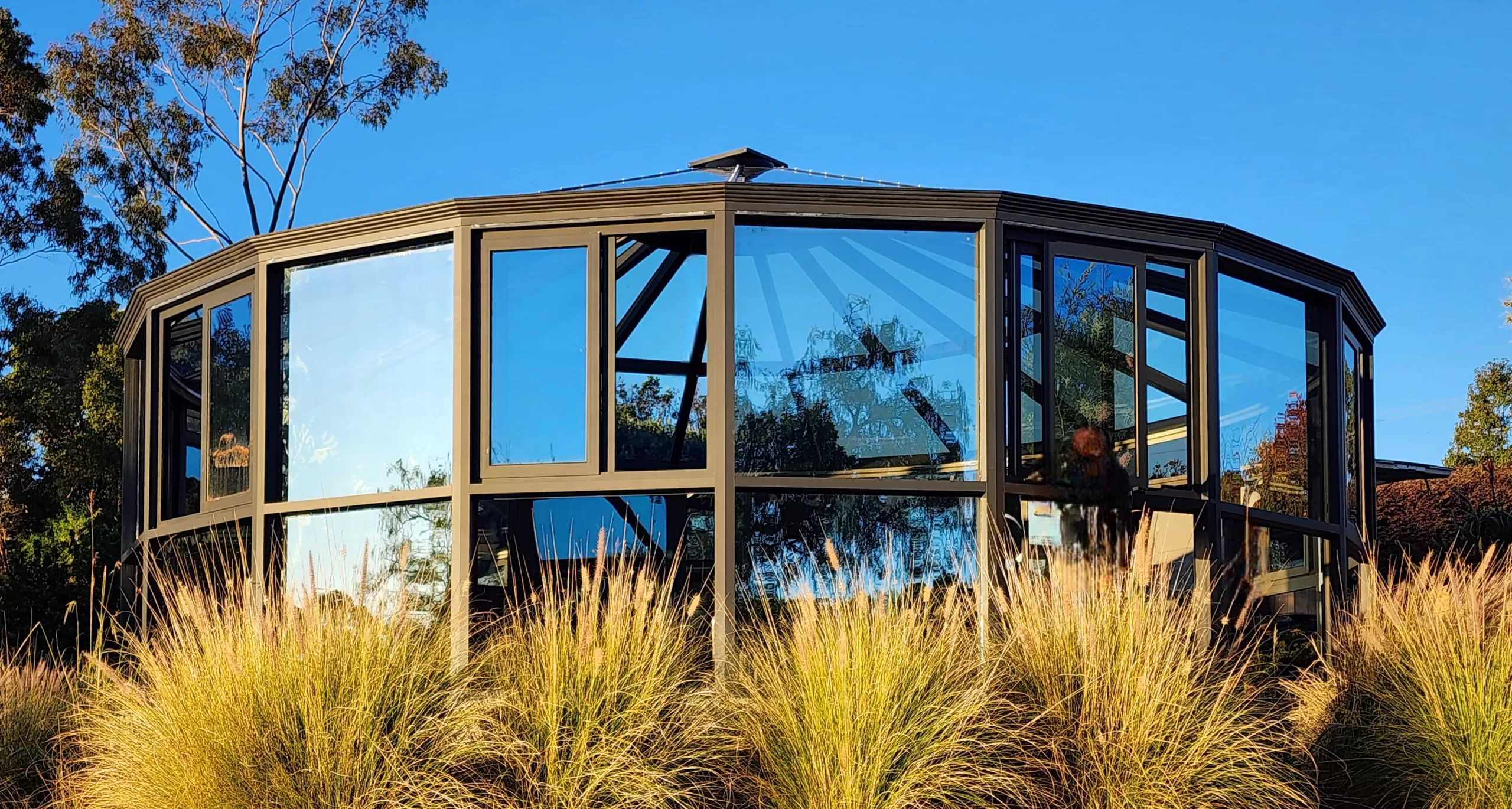 One of sunroom roof styles-Dome Roof